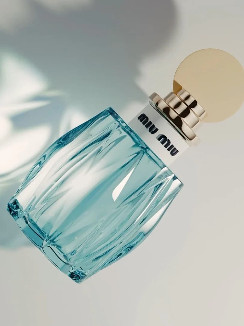 L'EAU BLEUE